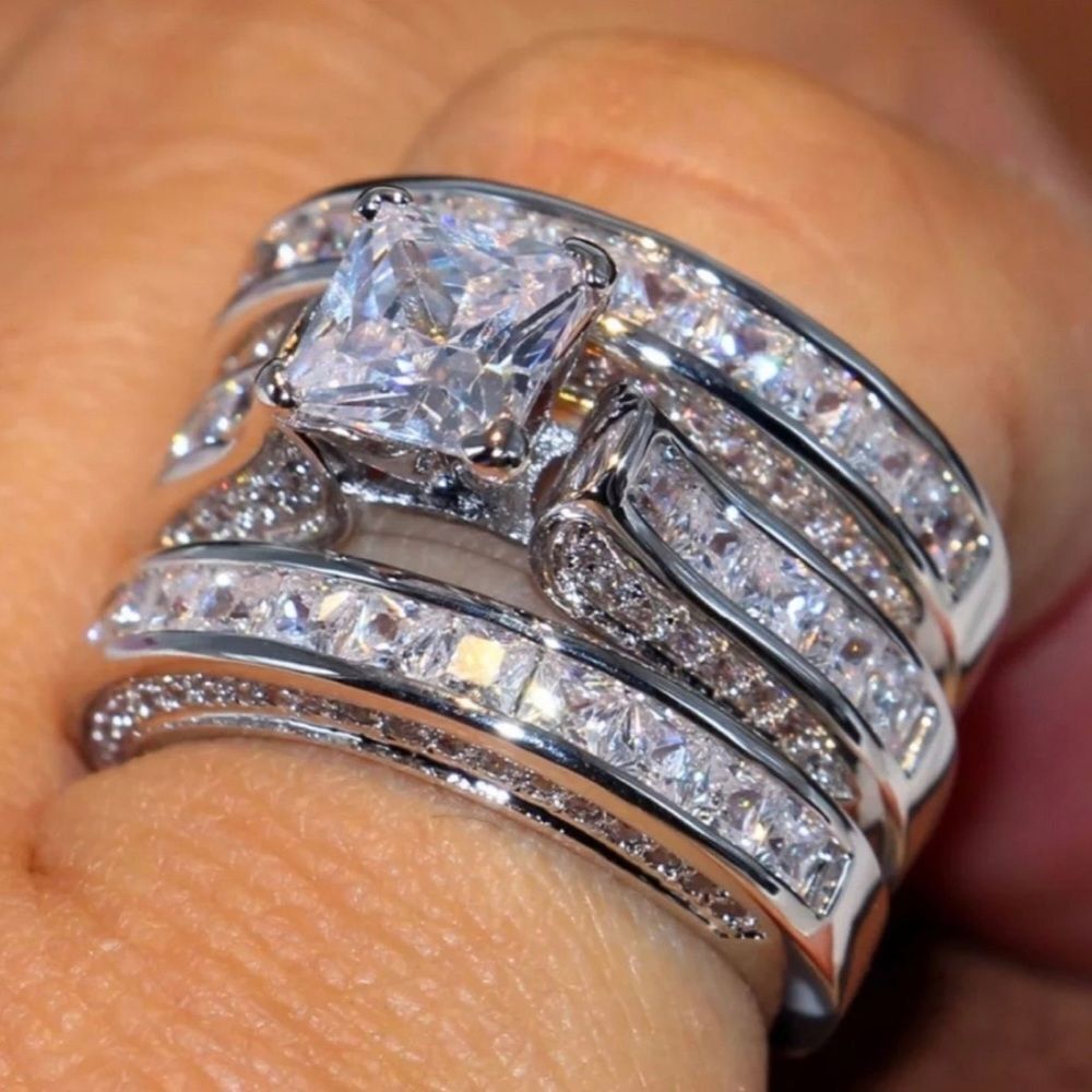DENKAYS PRINCESS CUT RING - Picture 16 of 16